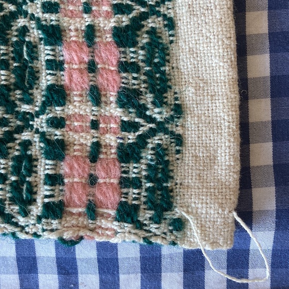 Vintage rustic handwoven wool textile Scandinavian - Picture 7 of 8